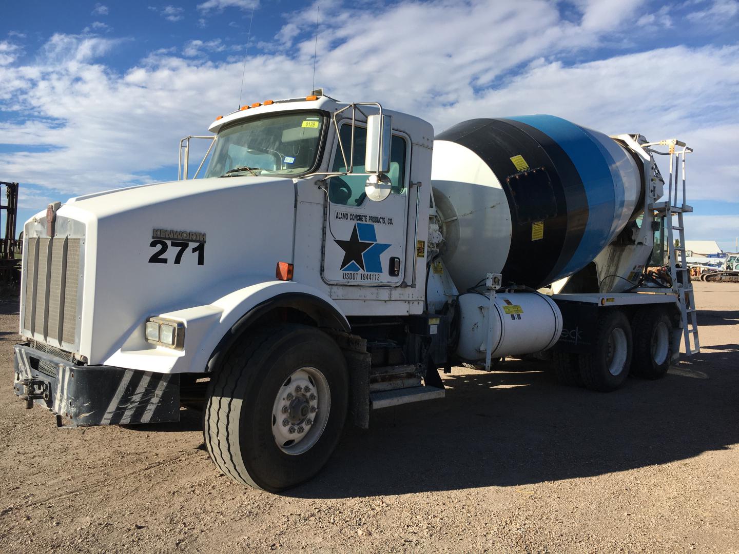 ./imagenes/INVOICE/2019/15382/CAMION KENWORTH_T800 (9).JPG